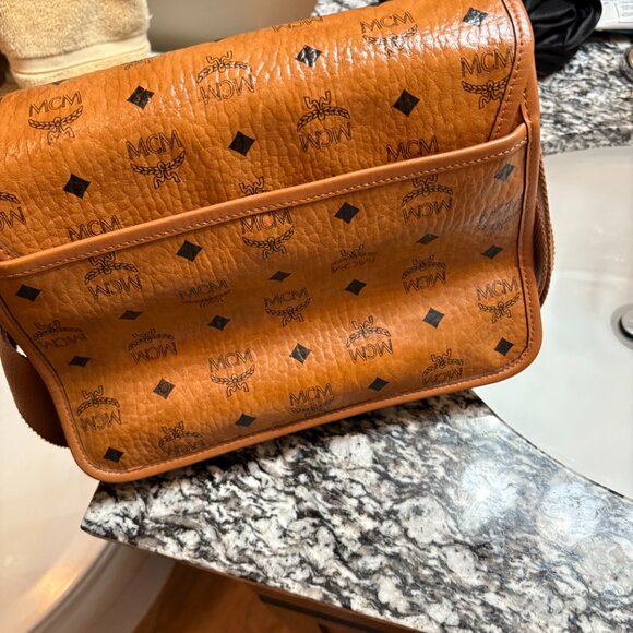 mcm visetos crossbody bag (authentic) - Picture 3 of 5